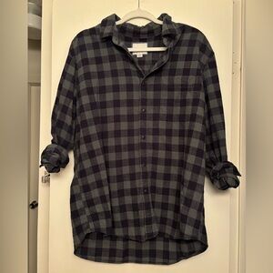Men's American Eagle Black and Gray Checkered Shirt